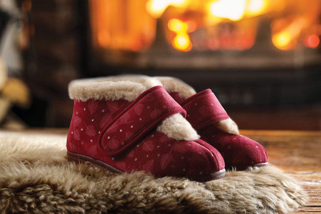 Experience Comfort with our SANDPIPER range of Wide Fit Slippers